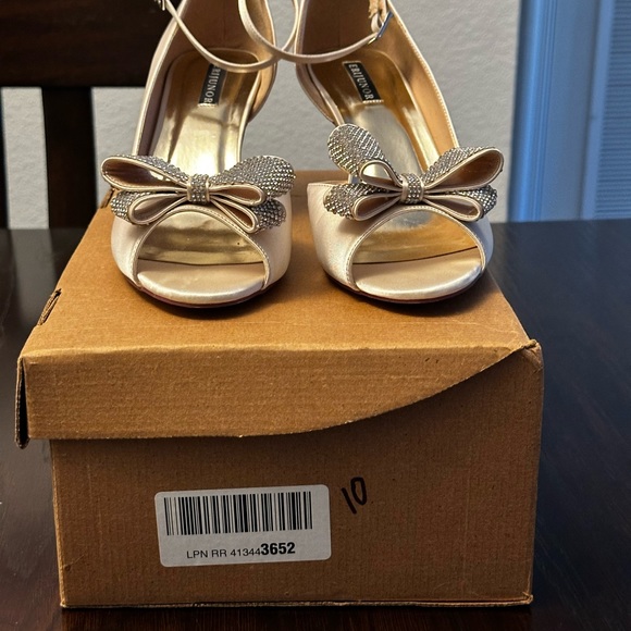 ANKLE STRAP SATIN PUMPS - Picture 3 of 7